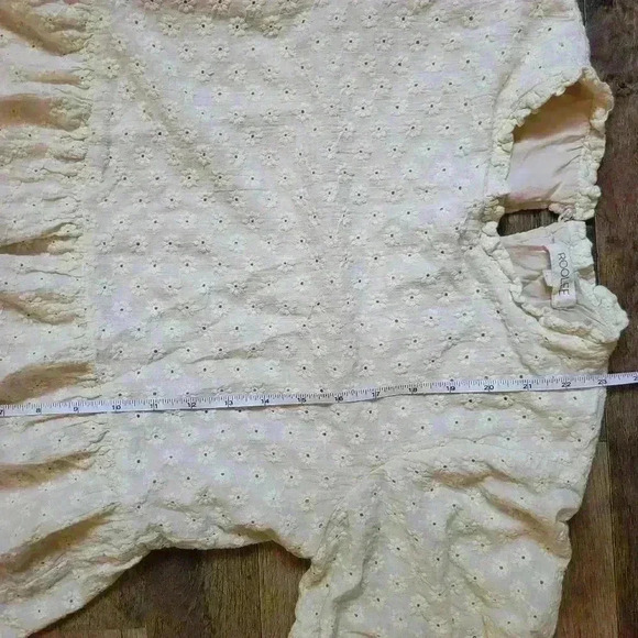 Roolee Flower Embroidered Blouse Size Medium - Picture 7 of 8